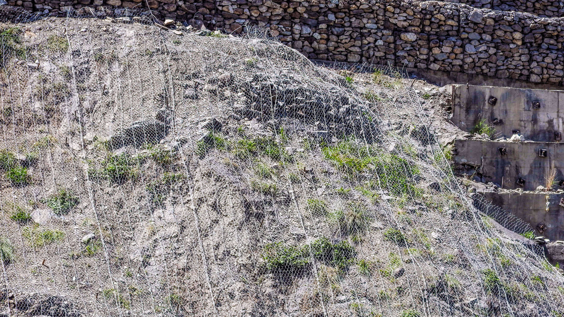 3D Geo-composite Reinforced Geomat