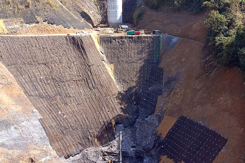 GTI<sup>®</sup> Slope Stabilization